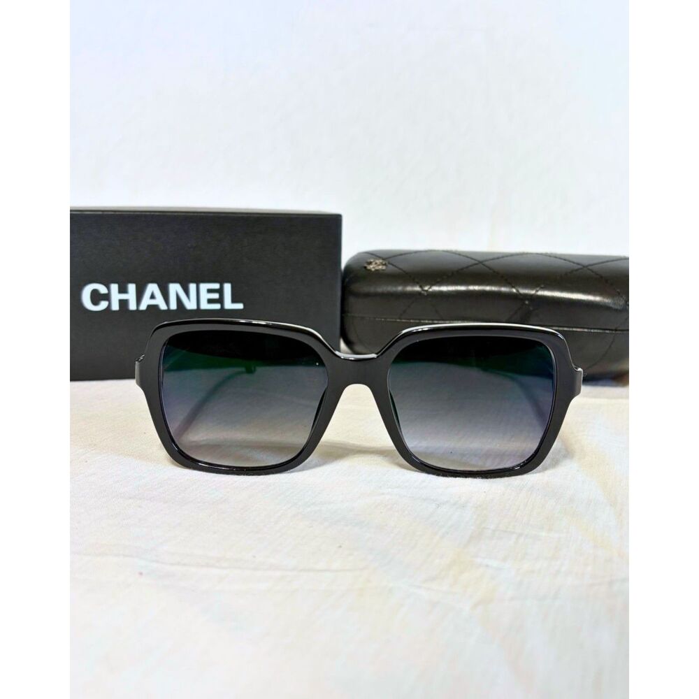 CHANEL 5505 c.622/M3 Square Sunglasses Black Gradient 54-17-140 Good w/ Box